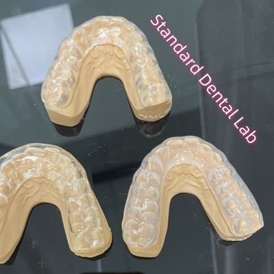 comprar Protector dental de noche suave y duro mordedura de la férula Protector dental de la boca de la férula oclusal fabricación en línea