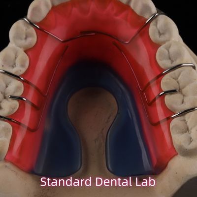 Dispositivo de ortodoncia dental extraíble Hawley Retainer